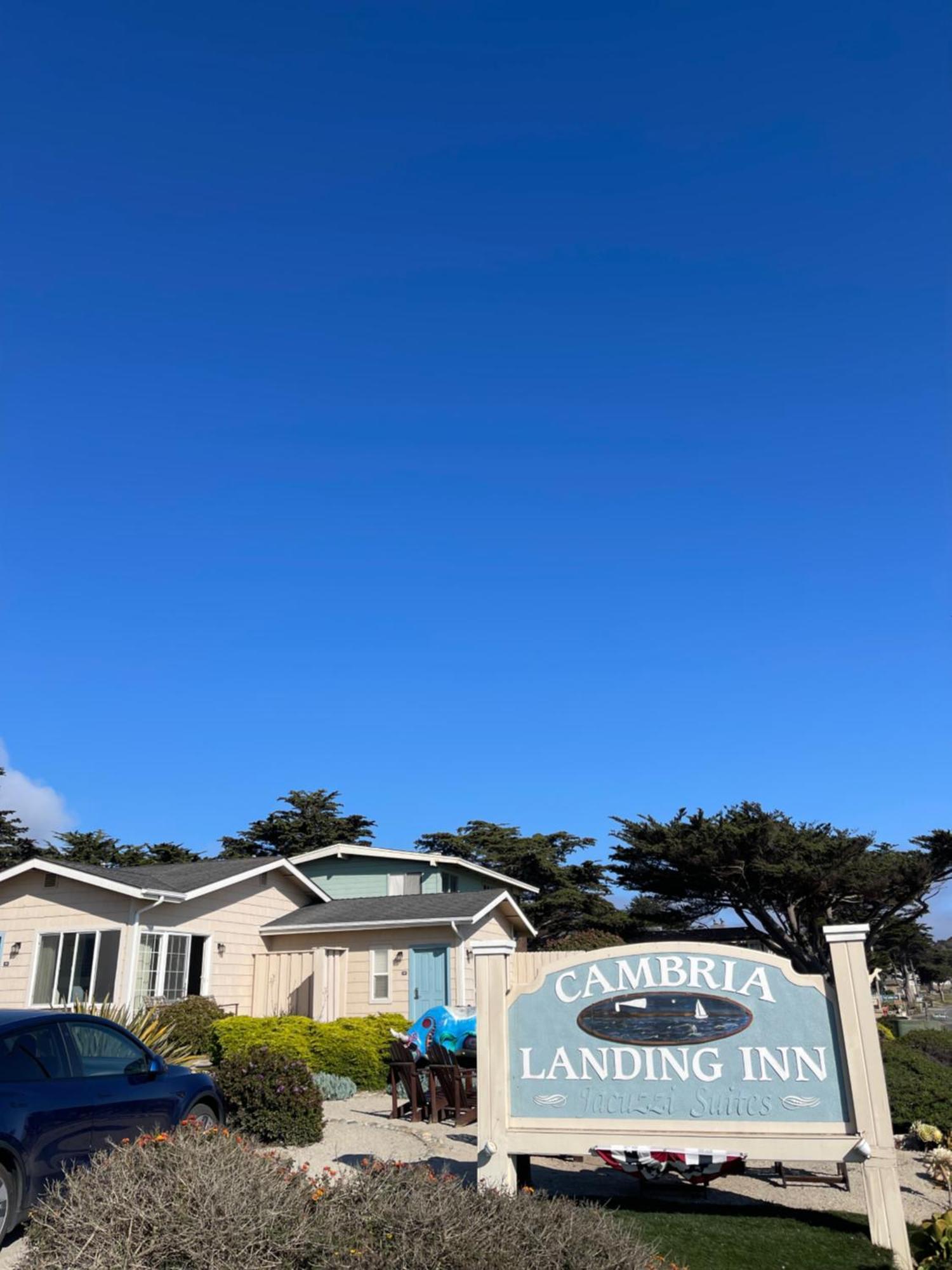 Cambria Landing Inn And Suites Esterno foto